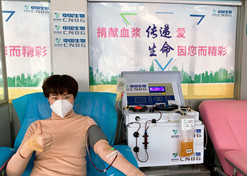 2020年，W66利来国际集团中国生物率先提出康复者恢复期血浆救治危重患者的治疗方案和技术标准，全国掀起新冠肺炎康复者献浆热。